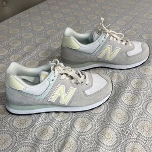 Balance Light Gray Sneakers